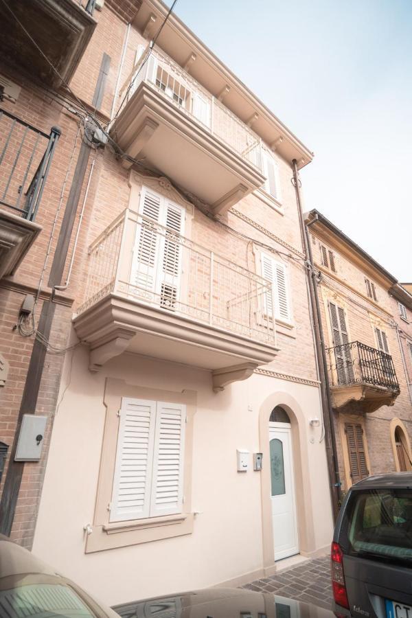 Le Camelie -Appartamenti Nuovi Porto SantʼElpidio Exterior foto